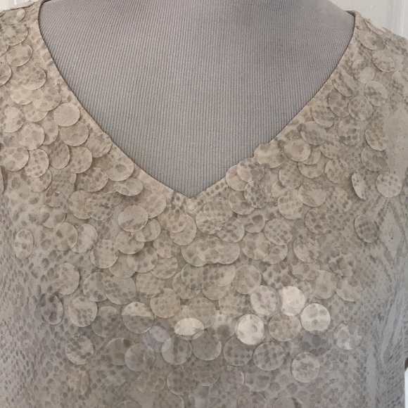 Cache cut shoulder tee - Picture 2 of 5